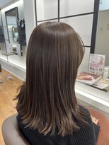 フラワーズビィーオーディー(FLOWERS BOD)&nbsp;脱白髪染め　脱ハイライト？！