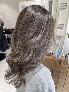 アドア 横浜(ADORE) 【ADORE横浜】ハイライト×シルバーグレージュ