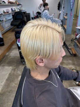 トレイル(Trail) ブロンドセンターパート