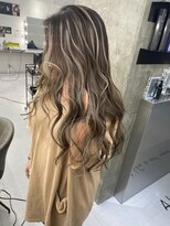 キング 枚方店(K!ng)&nbsp;縮毛矯正髪質改善ハイライトレイヤーカット枚方美容室エクステ