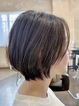 シュモレ フェリーク 検見川店の写真/白髪を活かした透明感カラーで柔らかい大人上品Styleに*[新検見川/新検見川駅/縮毛矯正/髪質改善/白髪染め]