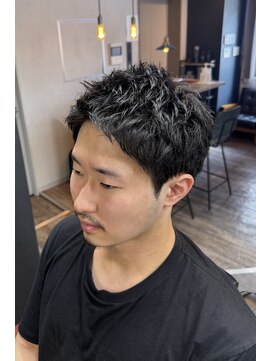 ザゴラム(The Gollum) アップバングショート