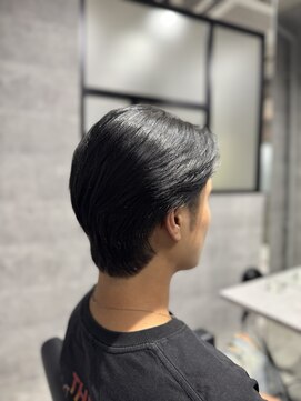 ルイス(L'wis) お悩みのくせ毛も縮毛矯正、メンズスタイルもオーダー通ります