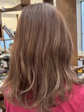 ルイ(ROUIS produced by LUCK 津田沼) ROUIS 津田沼 ピンクブラウン