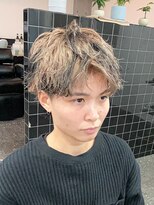 アグ ヘアー ドルチェ 静岡青葉通り店(Agu hair dolce) ベージュ/黒 デザインカラー