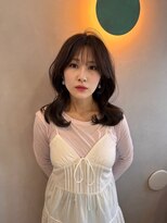 コロレ(COLORE)&nbsp;顔まわり韓国風くびれミディアムレイヤー