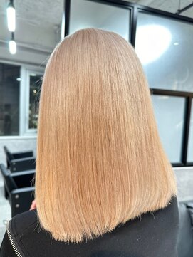 ルイス(L'wis) 渋谷 ハイトーン ベージュ イエベ 学割