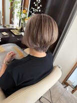 アイシー ヘアーメイク(ic hair make) 白髪ぼかし×大人の丸みショートボブ