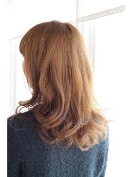 ハーツスタンダード(Hearts Standard) 【大人フェミ Back×イルミナカラーヘルシーレイヤー】の秘密♪