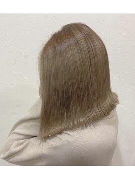 ニード(NEED) 20代/30代/40代/50代/覚王山/千種/外ハネボブ/ブリーチ/ベージュ