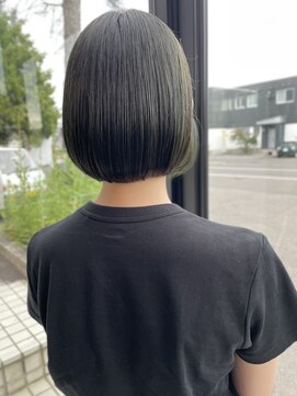 ムニ(MUNI) 暗め×オリーブグレージュ！