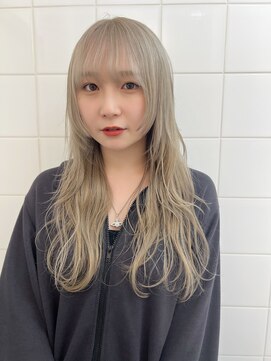 デート 下北沢(DATE) ウルフカット×ミルクティーベージュ