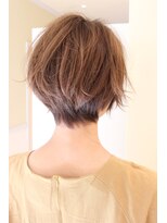 レウナ 外苑前(Reuna)&nbsp;【30代40代50代】大人可愛いショートボブ　ニュアンスパーマ