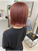 ピンクカラー　ボブピンクカラー　切りっぱなし　外ハネボブ