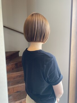 サンドット(Sun.) ぷつっとカット/ボブ/ベージュ/ブリーチなし