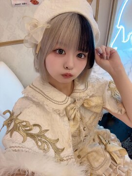 ドットハリス(.Hallis) ハイトーン/ホワイトシルバー/ボブ/髪質改善