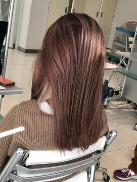 プシュケ(PSYCHE) 大人かわいい20代30代おすすめハイライトブラウン艶感ストレート