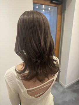 リリアーナ(LILIANA) ダブルカラー ミルクティーブラウン ベージュカラー 韓国ヘア