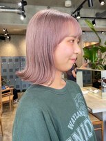 渋谷ブリーチカラータッセルボブ顔周りレイヤー切りっぱなしボブ
