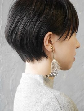 ソルト(Salt) Salt simple short bob CHIE