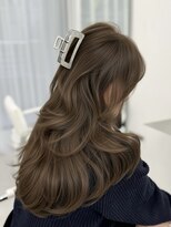 アマトウキョウスマートサロン(AMA TOKYO×Smart Salon)&nbsp;ヘーゼルベージュ　ブリーチなし　レイヤーカット　海外風