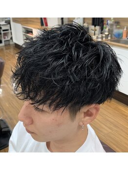ミオスタイル 元町店の写真/【元町3分】<理容室>ビジネススタイルもお任せ下さい!スパイラル系からツイスト系まで幅広くご提案します!!