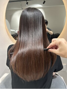 レヴァ(LEVA) 【茨木】髪質改善ストレート×自然な艶髪ロング