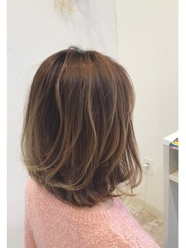 ヘアーメイク S&I ミディアムボブ