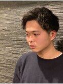 ツーブロックビジネスショートレイヤーかき上げコンマヘア