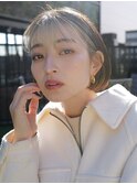 ホワイトベージュ×フェイスフレーミング