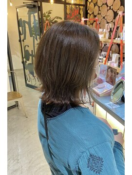 ザ ラボ アングゥ(The Labo ungu) グレージュ/ベージュカラー/くびれボブ