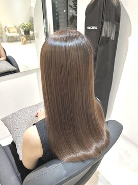 エミュスト(Emuest) 【松葉】髪質改善/髪質改善トリートメント/髪質改善ストレート