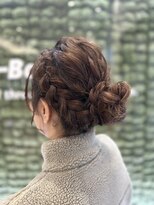 ディーボーイ 健軍店(D-BOY) 編み込みシニョン／結婚式お呼ばれ/20代／30代