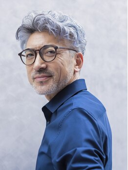 ルーメン 岐阜(ROOO MEN)の写真/スーツにハマる、上質メンズヘアを追求。ビジネスシーンでもプライベートでもお洒落に決まるスタイル！