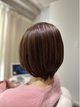 アリエス(Aries)の写真/≪イノアカラー（iNOAオイルグロスカラー）導入≫髪の芯まで美しく＊しなやかな、うるツヤ美髪に
