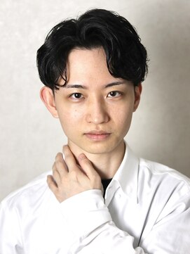 ヨシザワインク プレミアム 横浜 桜木町店(YOSHIZAWA Inc. PREMIUM) 大人センターパートナチュラルパーマアップバングキックス
