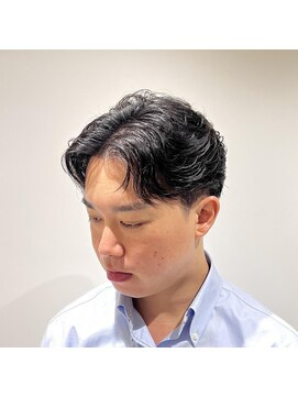 ミセン(MISEN) 耳上フェザーショート