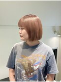 大人ボブ/ピンクベージュ/切りっぱなしボブ/デザインカラー/原宿