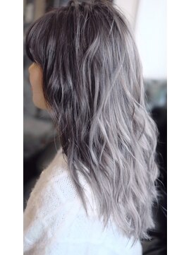 ユナイテッドビューティー 金沢(UNITED BEAUTY) イルミナカラー