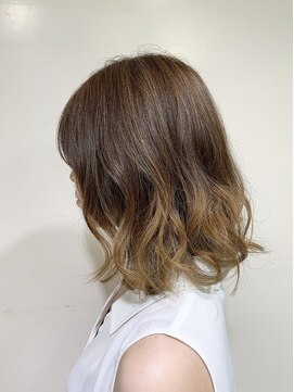 アズール 草加(azule) グレージュグラデーション