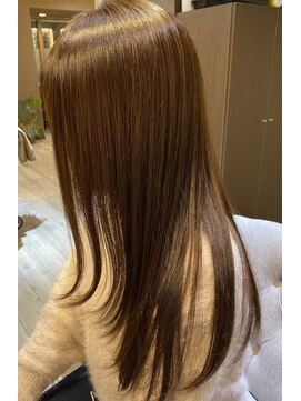 リブラン バイ ルッカ(Liburan by Lucca) ハルストレート