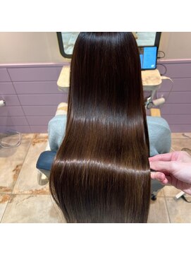 ネオリーブエクラ 上野御徒町店(Neolive eclat) シルクストレート艶髪髪質改善トリートメント縮毛矯正ストレート