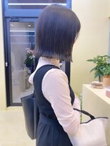 スニュウ(snuw)&nbsp;切りっぱなしひし形/ボブ/オリーブカラー