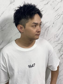 プレジャー(Pleasure) ツイストスパイキーショート