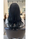 ネイビーカラー×ゆる巻きロング×艶髪×アッシュ系カラー