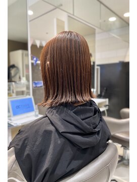 クラメール 黒崎コムシティ店(Kraemer) 前下がりボブ×切りっぱなしボブ×ナチュラルボブ 20代30代40代