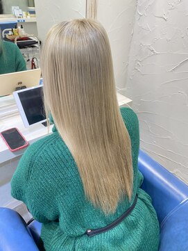 ウーロス(uros.) ミルクティーベージュ