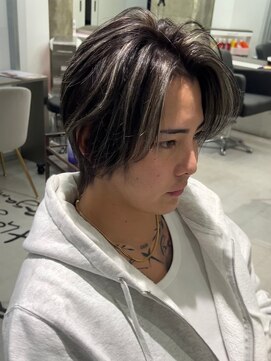 メンズサロン キング 梅田店(Men’s salon K!ng) 波巻きツイストスパイラルパーマ/フェザーパーマ/眉毛/メンズ