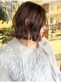 ハイライト白髪ぼかしダブルカラーインナーカラーショートボブ
