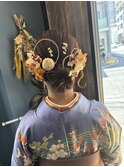 ネジネジ×タイト×シニヨン